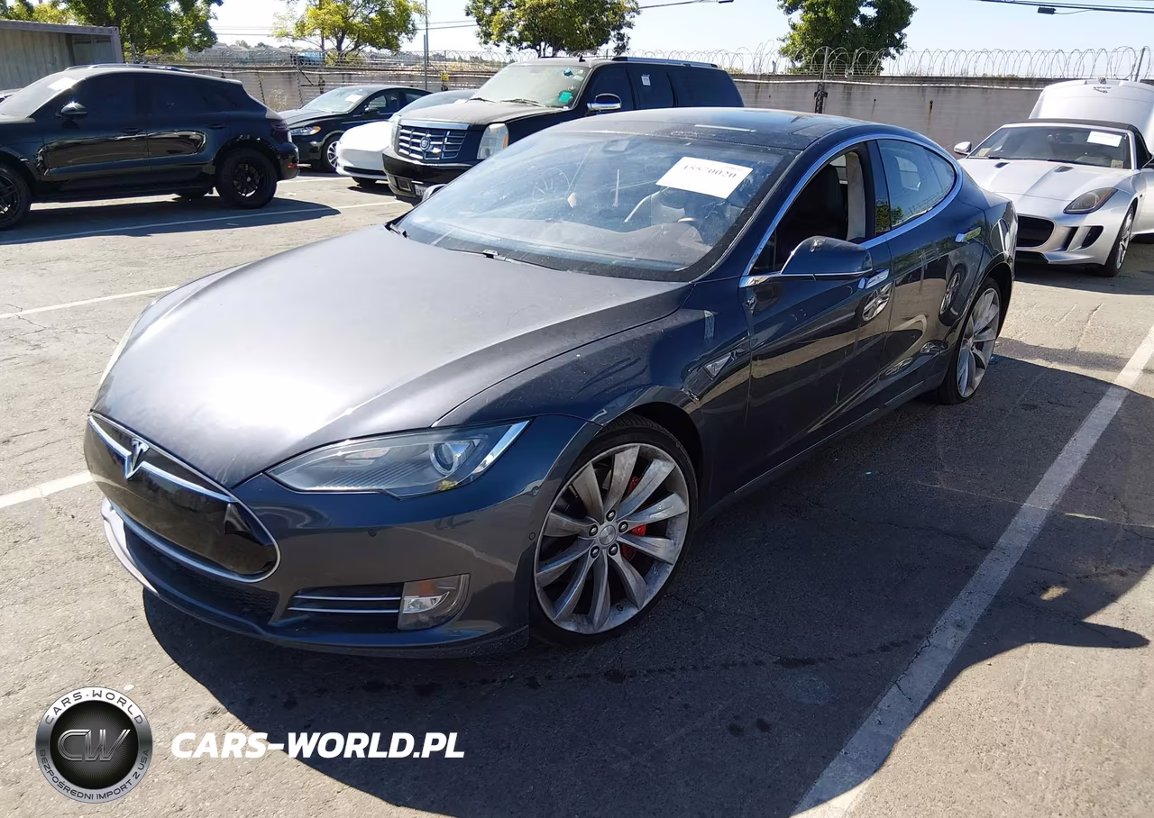2015 Tesla Model S 85D-P85D VIN:5YJSA1H47FF083990 - 2