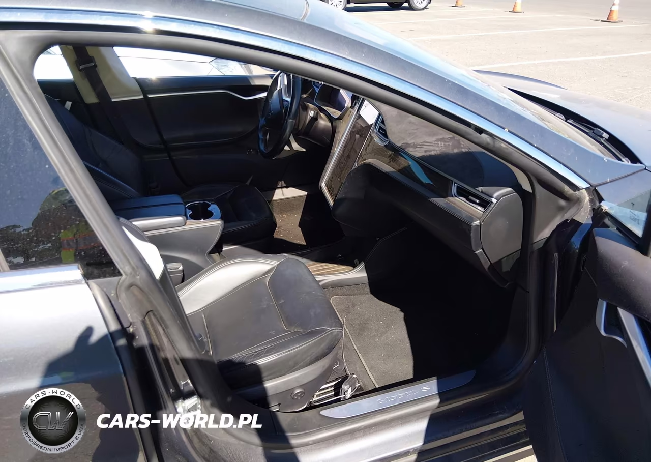 2015 Tesla Model S 85D-P85D VIN:5YJSA1H47FF083990 - 5