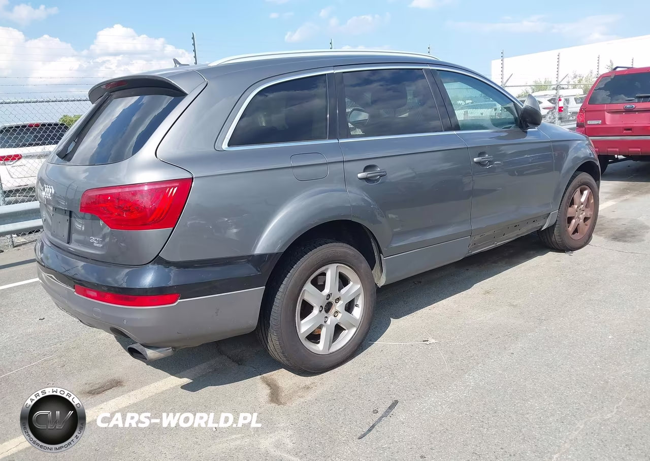 2014 Audi Q7 3.0T Premium VIN:WA1CGAFEXED011096 - 4