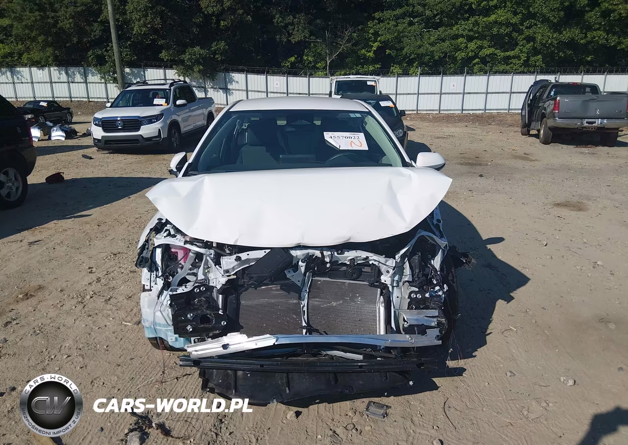 2026 Toyota Corolla Le VIN:5YFB4MDE2TP365817 - 13