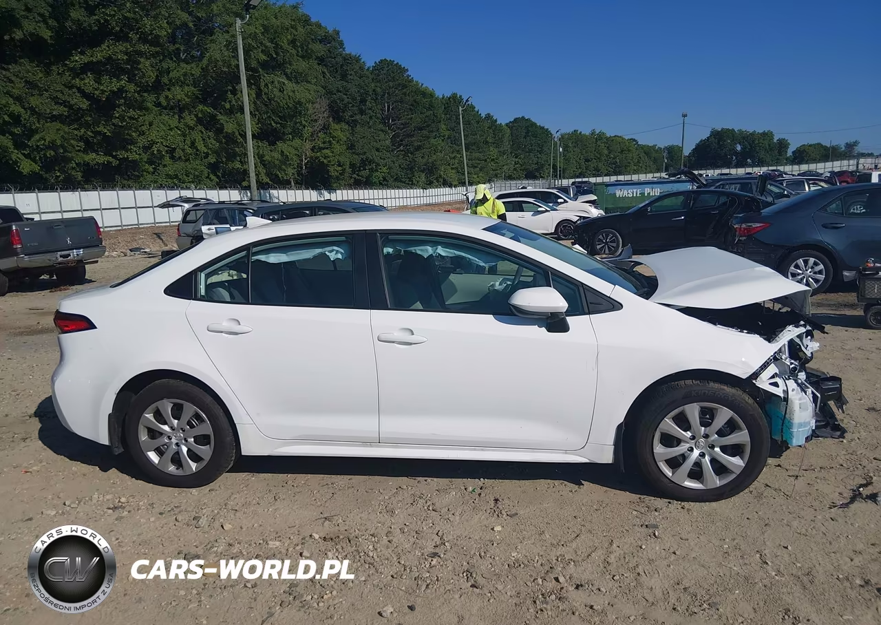 2026 Toyota Corolla Le VIN:5YFB4MDE2TP365817 - 14