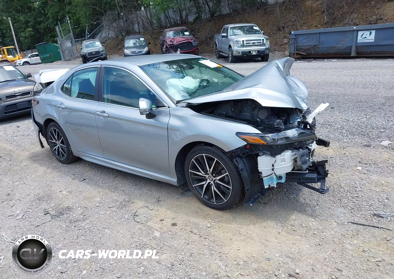 2023 Toyota Camry Se – zdjęcie 1 z 16