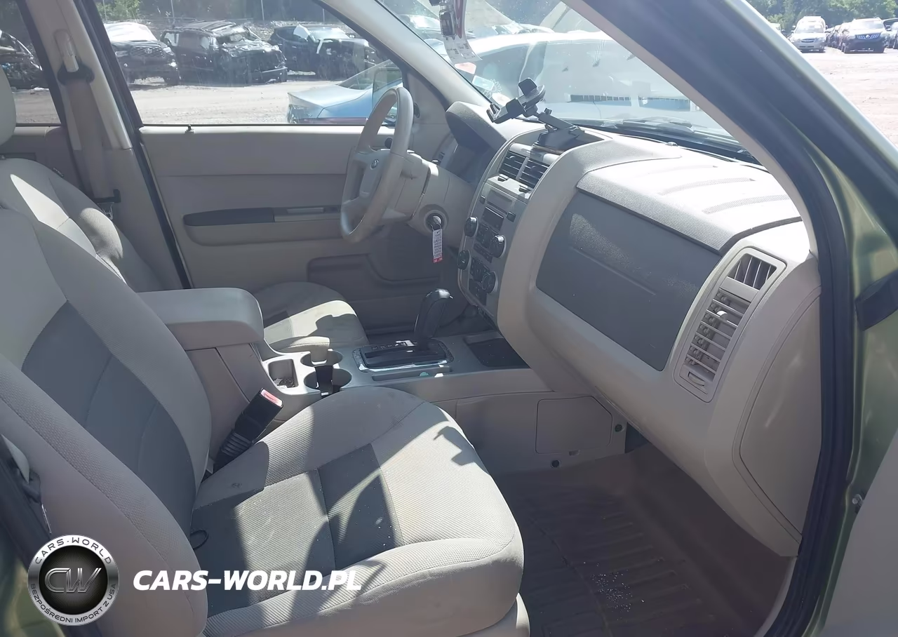 2008 Ford Escape Xlt VIN:1FMCU93198KE76222 - 5