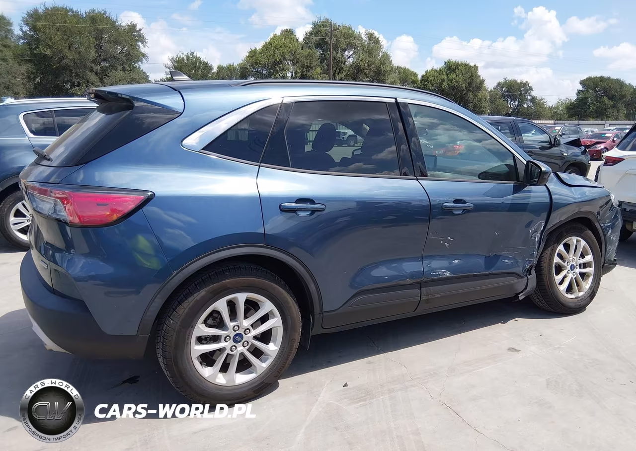 2020 Ford Escape Se VIN:1FMCU0G66LUB66513 - 17