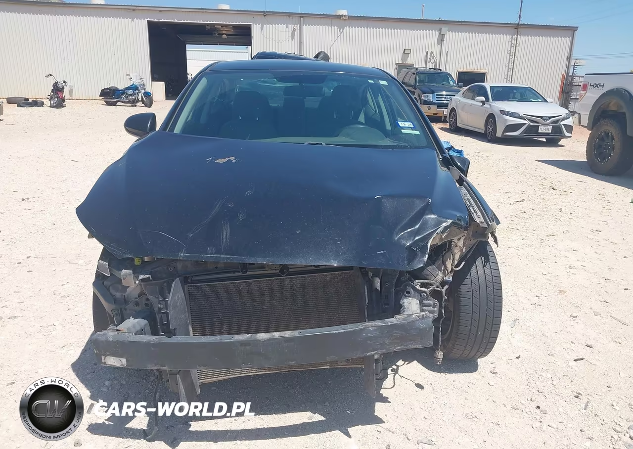 2018 Hyundai Elantra Sel VIN:5NPD84LF8JH324979 - 12