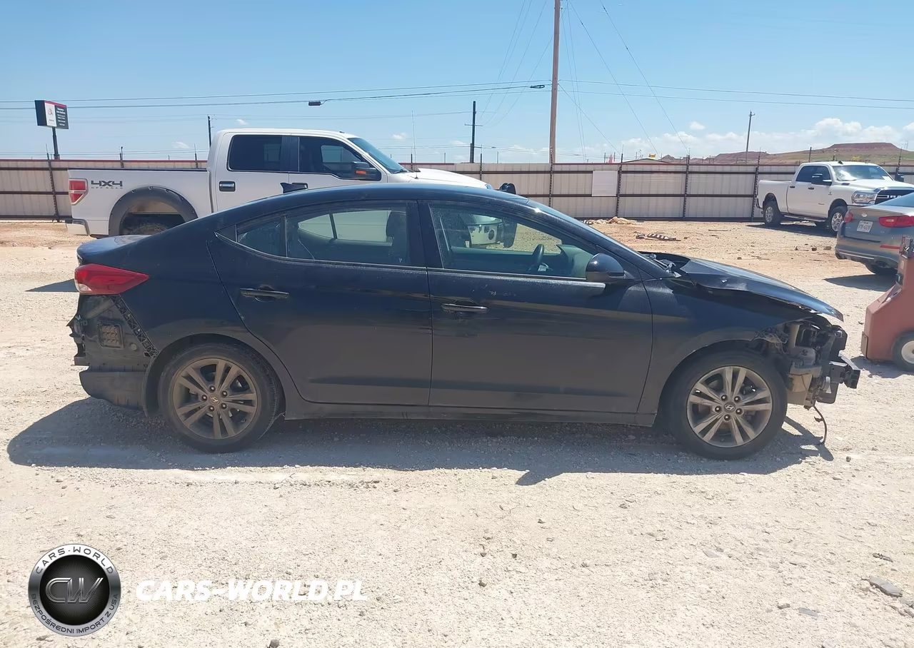 2018 Hyundai Elantra Sel VIN:5NPD84LF8JH324979 - 13