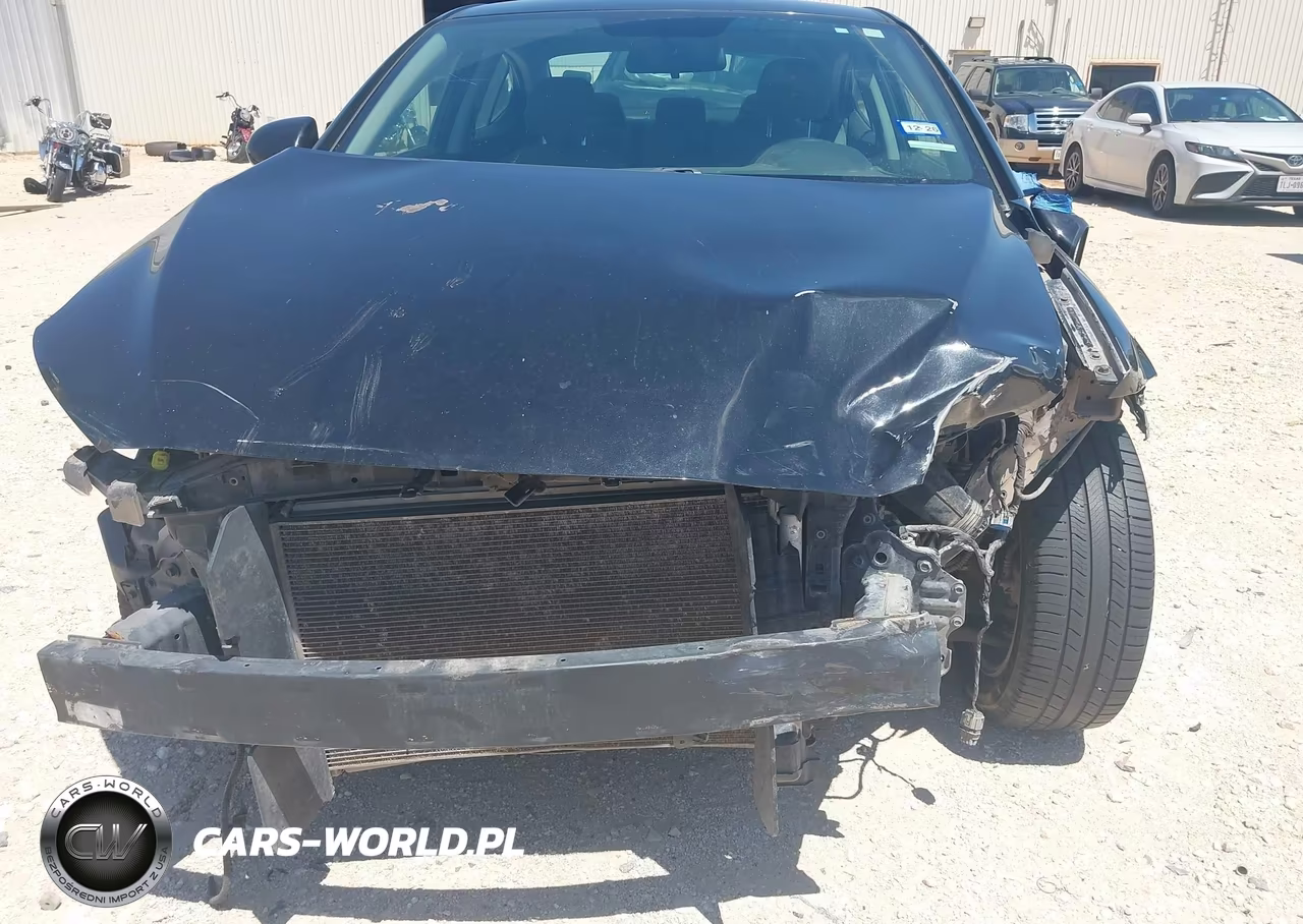 2018 Hyundai Elantra Sel VIN:5NPD84LF8JH324979 - 17