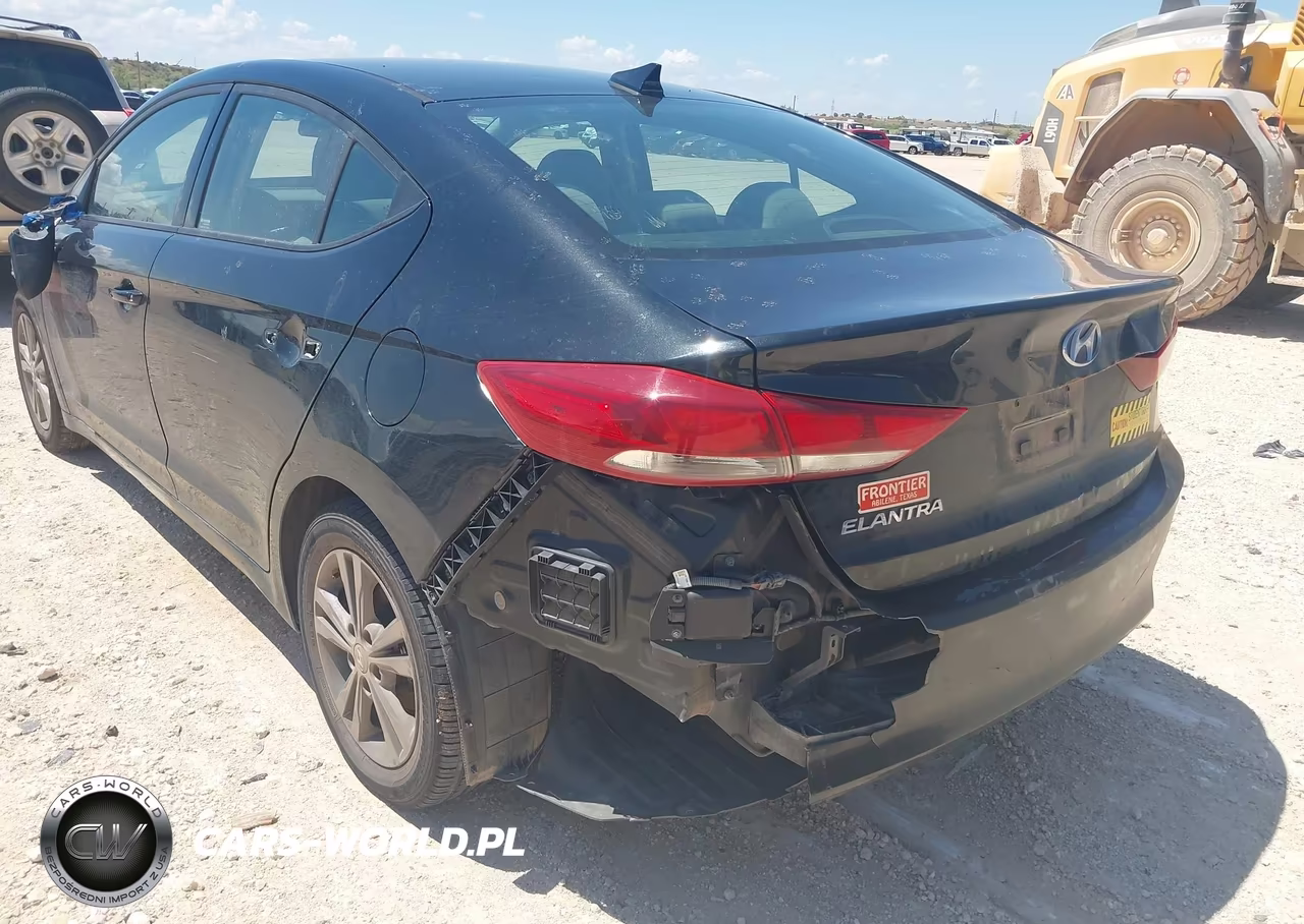 2018 Hyundai Elantra Sel VIN:5NPD84LF8JH324979 - 19