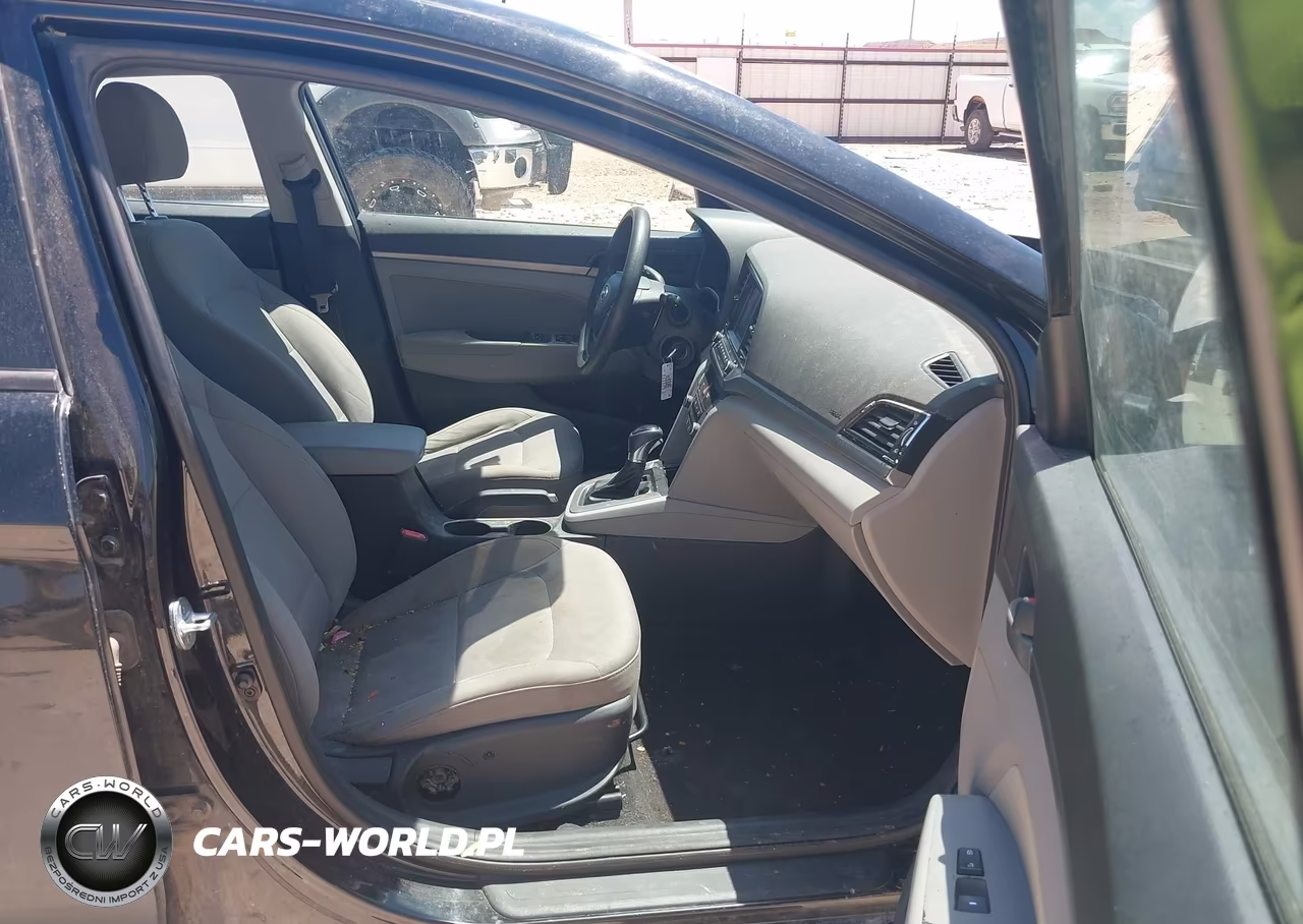 2018 Hyundai Elantra Sel VIN:5NPD84LF8JH324979 - 5