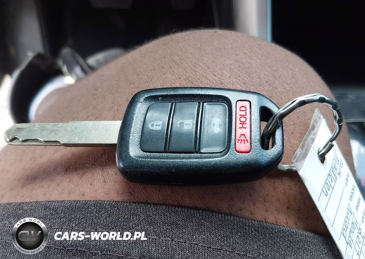 2017 Honda Accord Lx VIN:1HGCR2F38HA165186 - 11