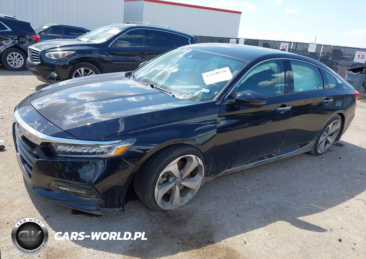 2018 Honda Accord Touring VIN:1HGCV1F96JA149052 - 2