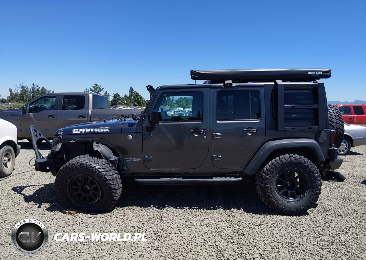 2017 Jeep Wrangler Unlimited Rubicon VIN:1C4BJWFG8HL549145 - 15