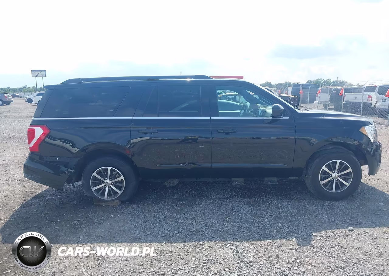 2019 Ford Expedition Max Xlt VIN:1FMJK1HT1KEA38583 - 13