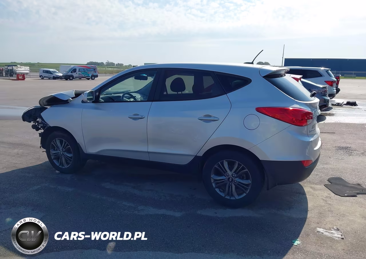 2015 Hyundai Tucson Gls VIN:KM8JTCAF3FU036620 - 15