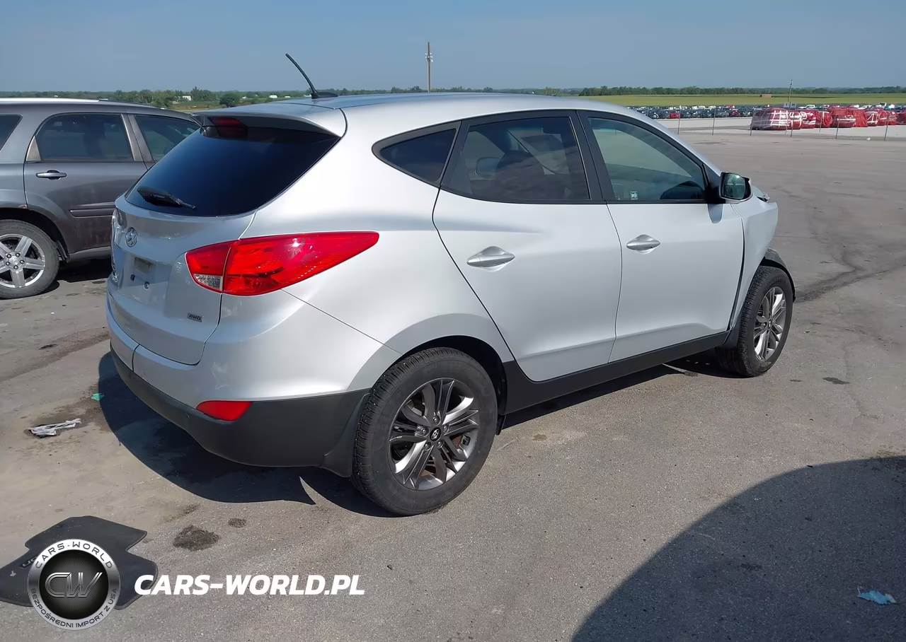 2015 Hyundai Tucson Gls VIN:KM8JTCAF3FU036620 - 4