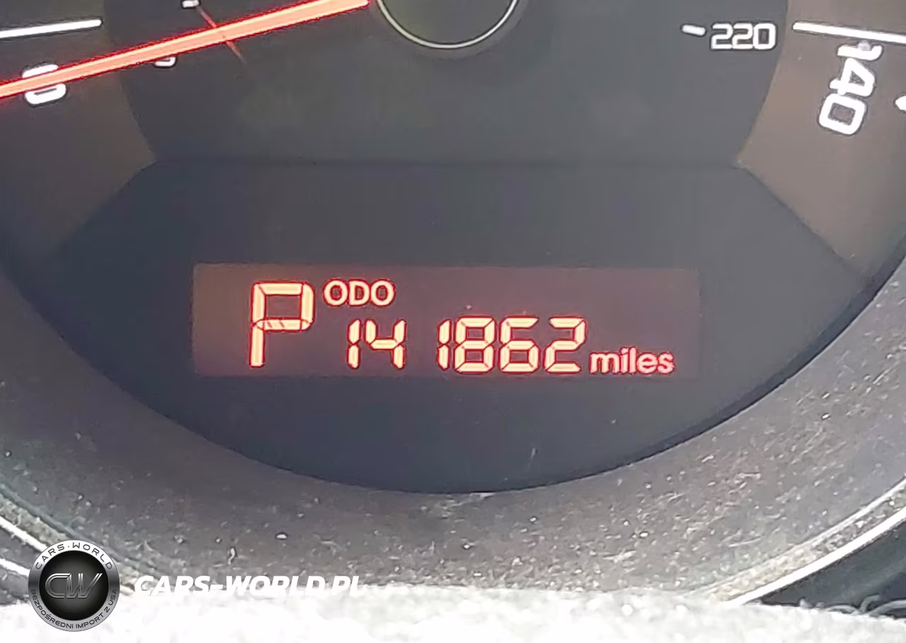 2011 Kia Soul + VIN:KNDJT2A21B7331994 - 16