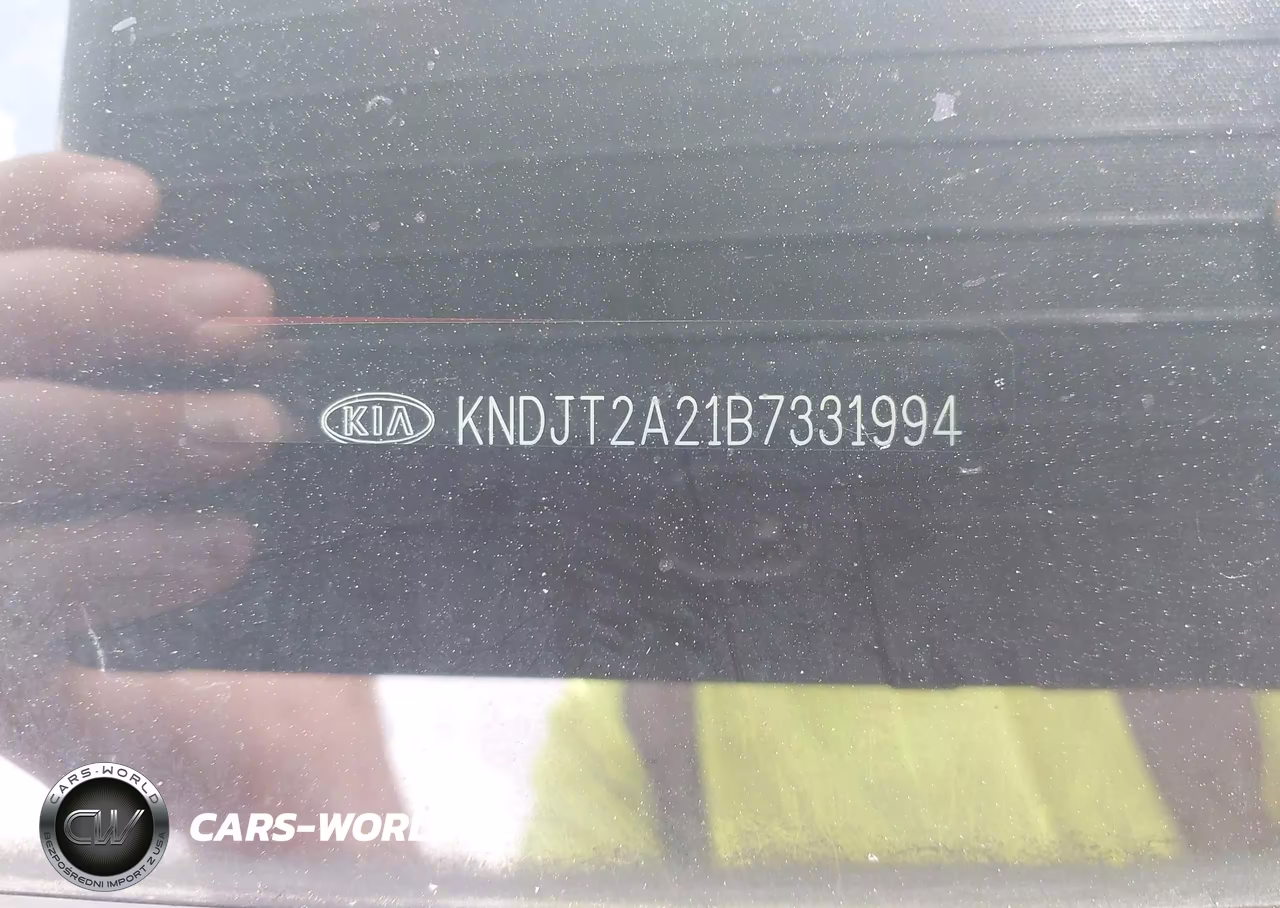 2011 Kia Soul + VIN:KNDJT2A21B7331994 - 9