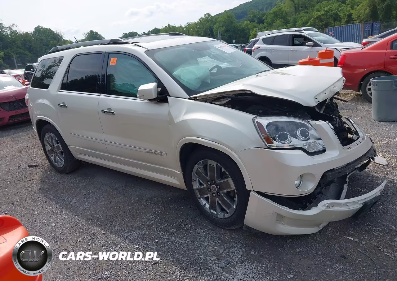 2011 GMC Acadia Denali