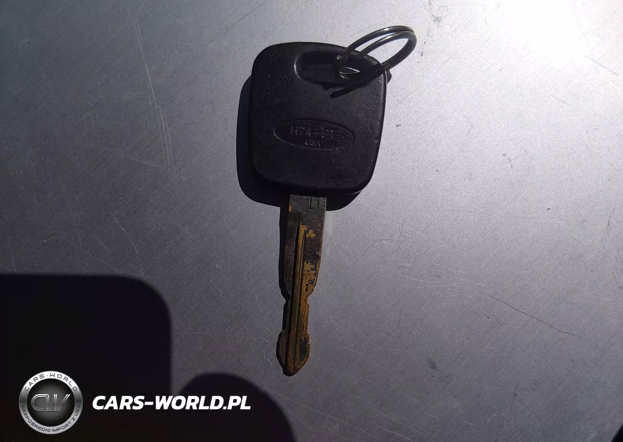 2005 Ford Focus Zx4 VIN:1FAFP34N75W234840 - 11