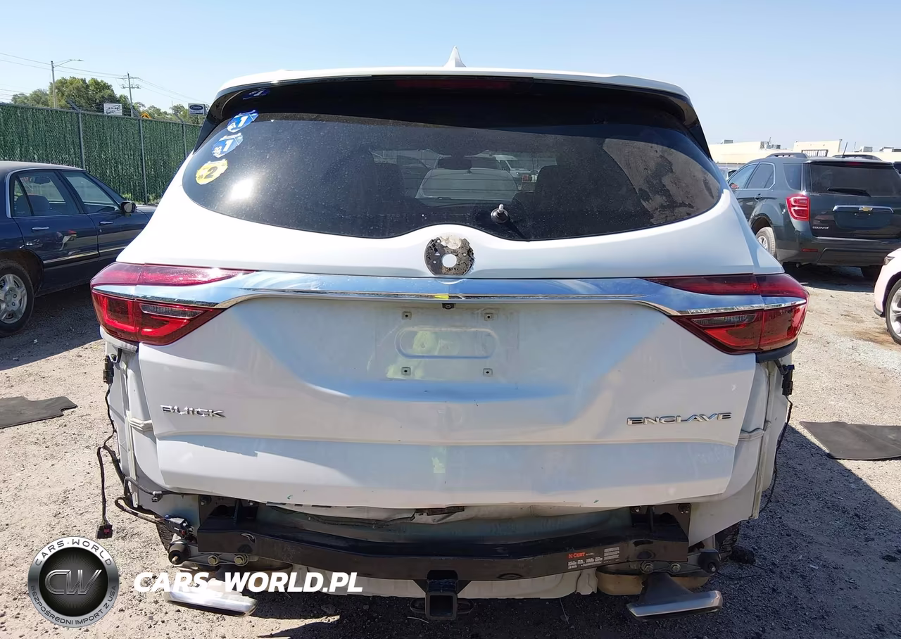 2018 Buick Enclave Essence VIN:5GAERBKW5JJ203665 - 16