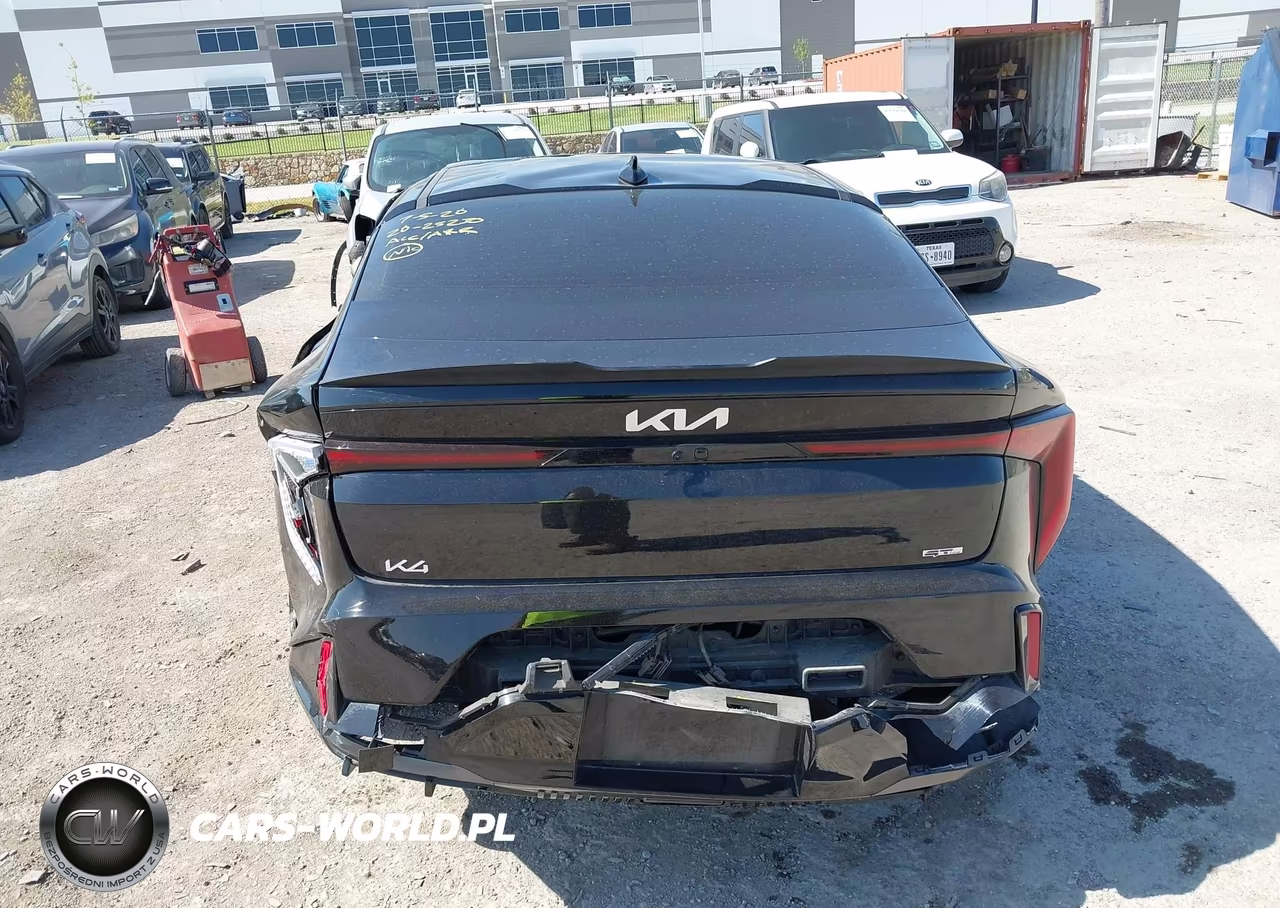 2025 Kia K4 Gt-Line VIN:3KPFW4DE8SE205694 - 15