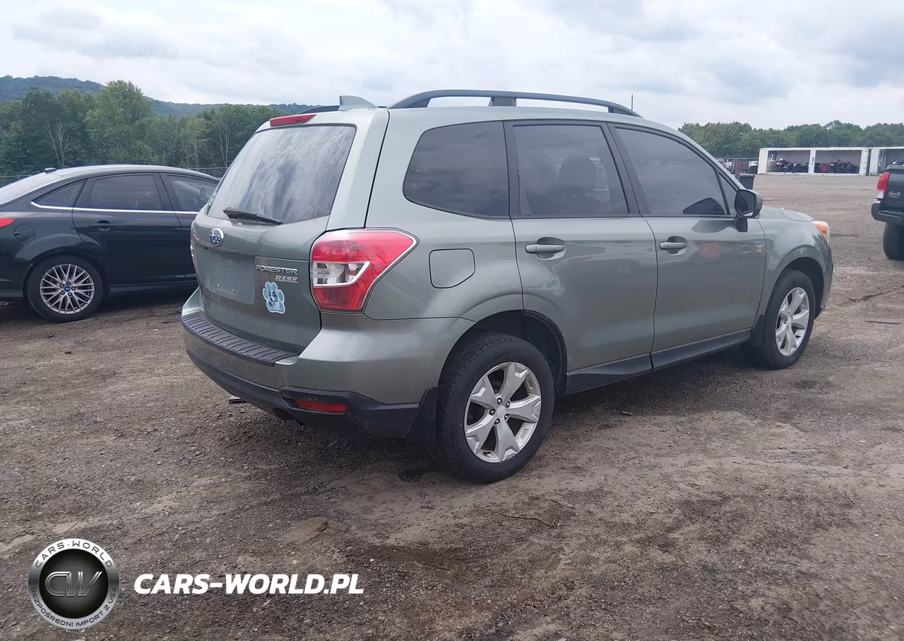 2016 Subaru Forester 2.5I Premium VIN:JF2SJADC3GH449749 - 4