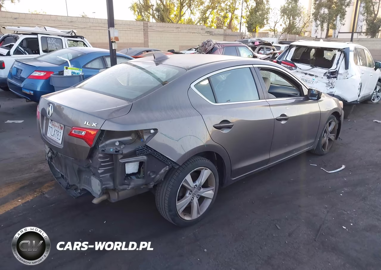 2013 Acura Ilx 2.0L VIN:19VDE1F53DE011429 - 4