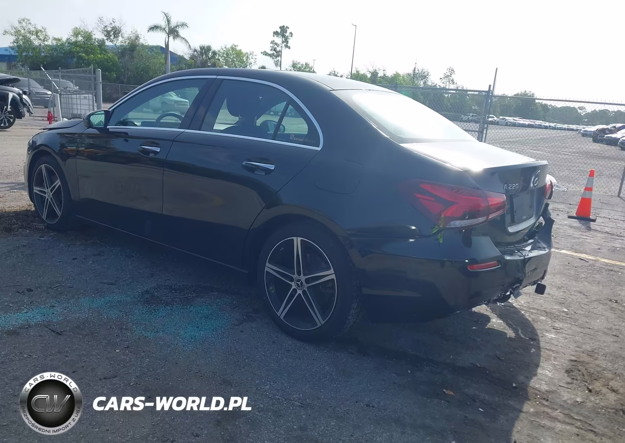 2021 Mercedes-Benz A 220 VIN:W1K3G4EB2MJ289169 - 3
