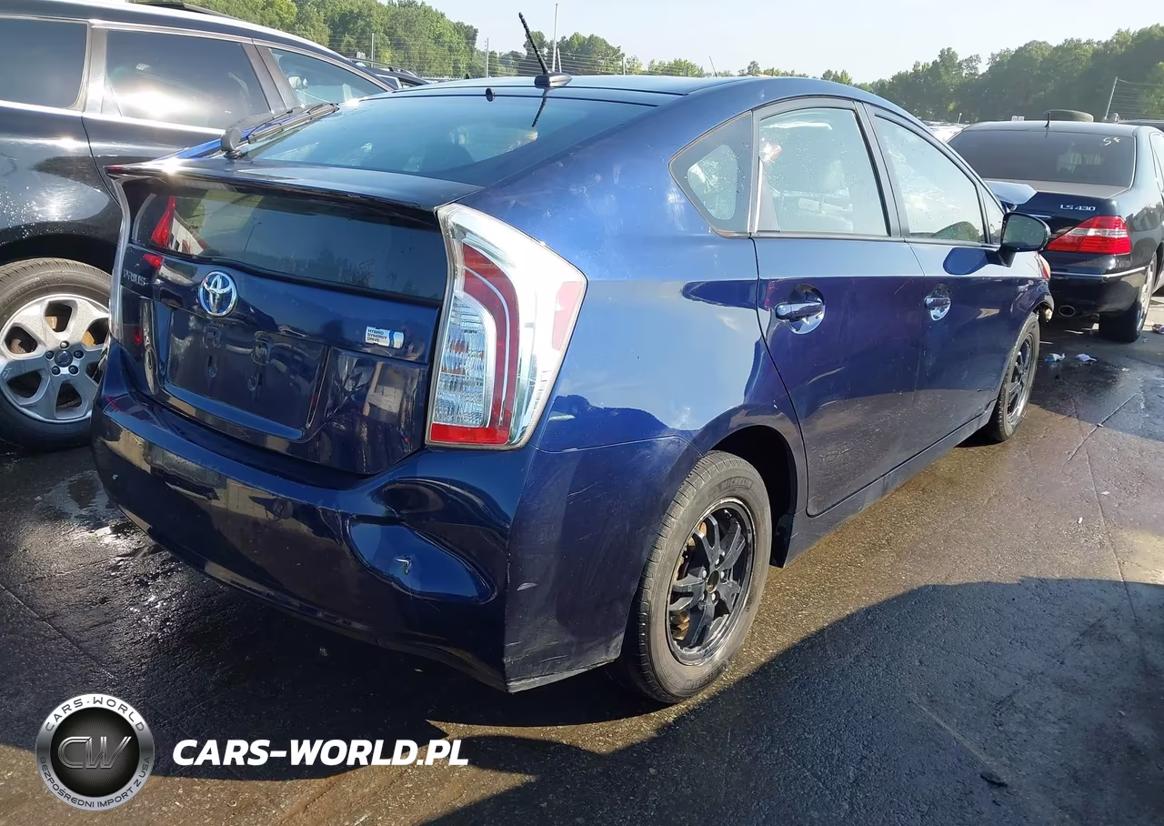 2013 Toyota Prius Four VIN:JTDKN3DU1D0351479 - 4