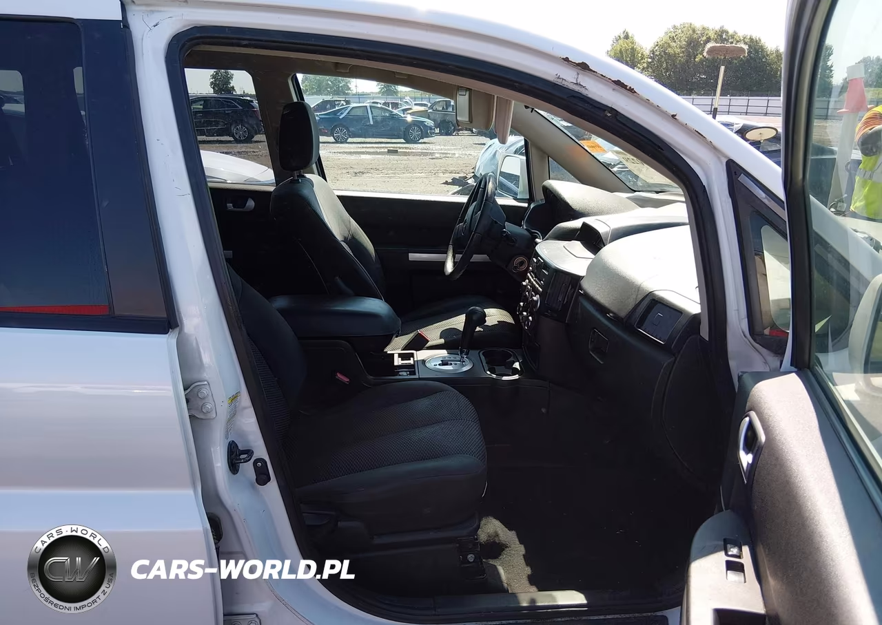 2011 Mitsubishi Endeavor VIN:4A4JN2AS2BE026793 - 5