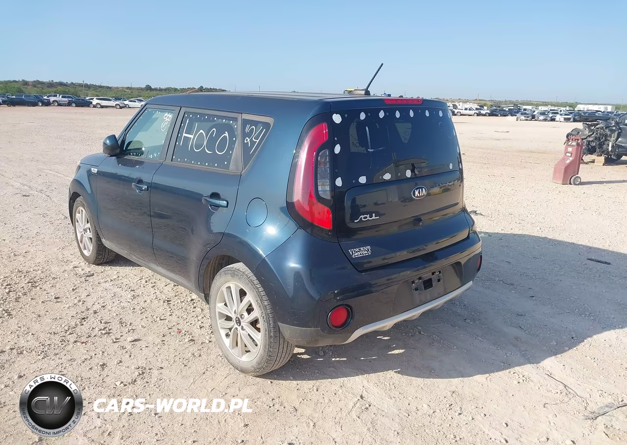 2017 Kia Soul + VIN:KNDJP3A56H7427875 - 3