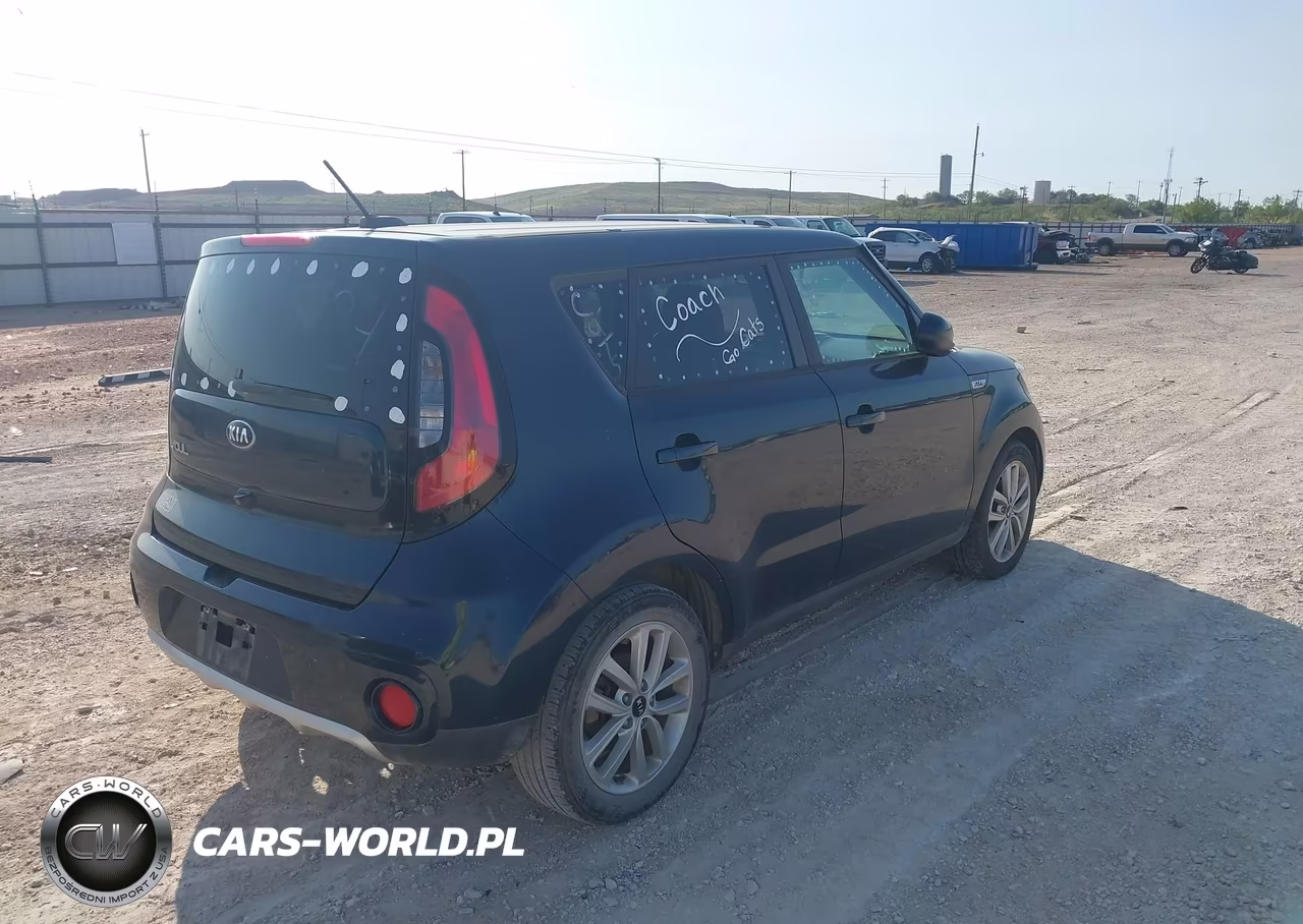 2017 Kia Soul + VIN:KNDJP3A56H7427875 - 4