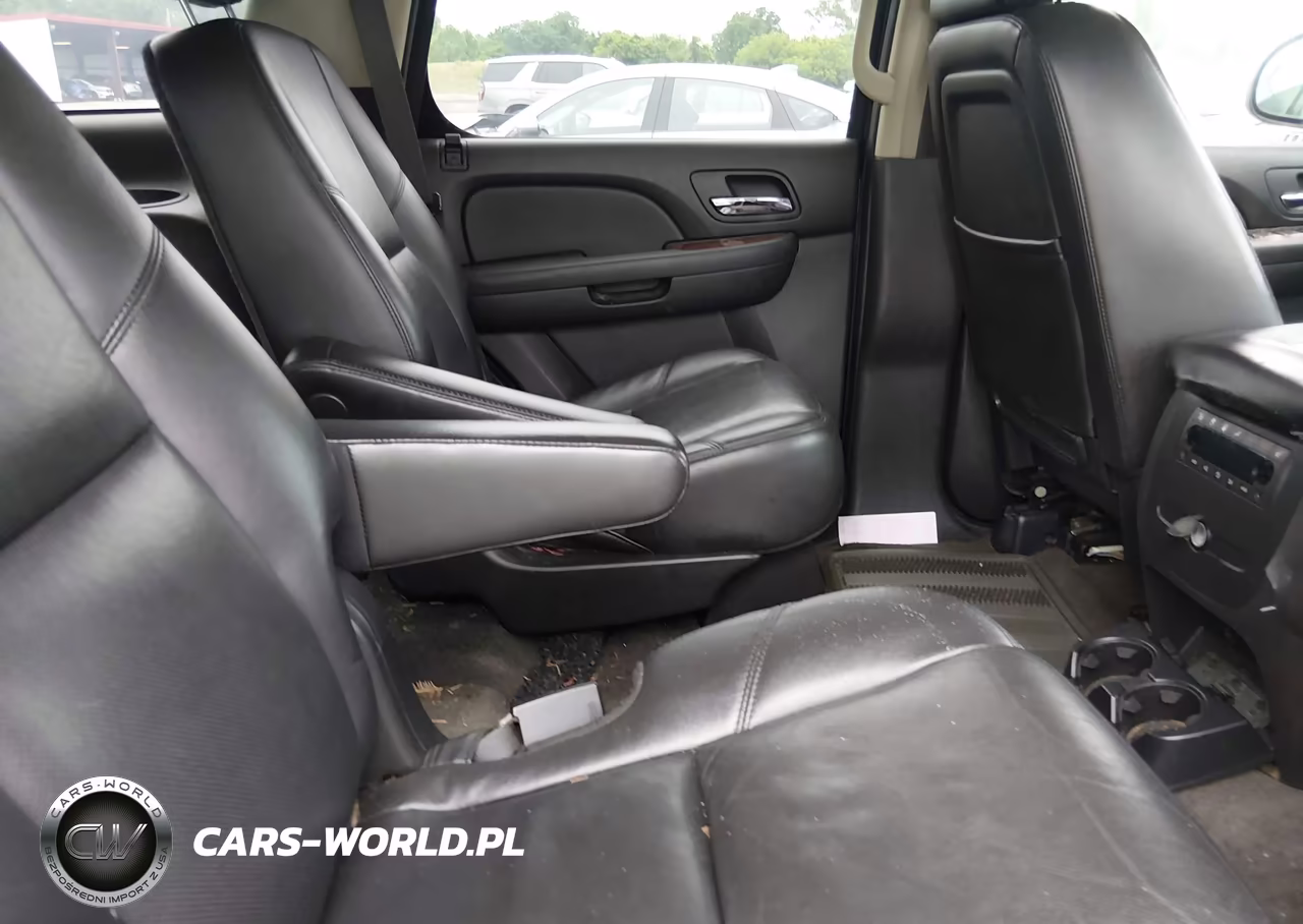 2009 Chevrolet Tahoe Ltz VIN:1GNFK33049R246101 - 8