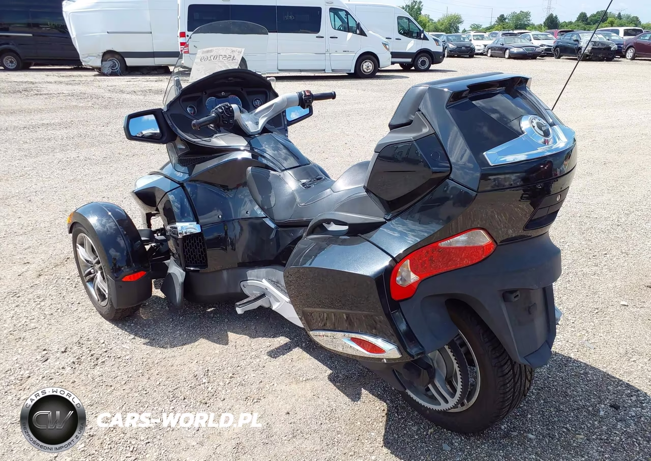 2011 Can-Am Spyder Roadster Rt VIN:2BXJBLC1XBV000012 - 3