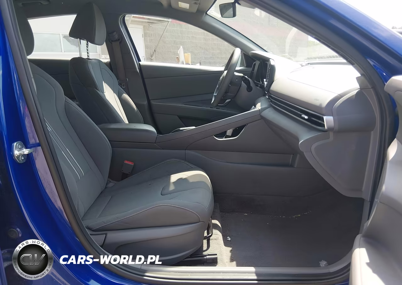2023 Hyundai Elantra Sel VIN:KMHLM4AG9PU455125 - 5