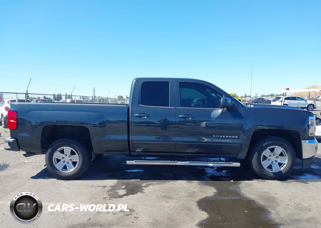 2018 Chevrolet Silverado 1500 1Lt VIN:1GCRCREH8JZ183968 - 13