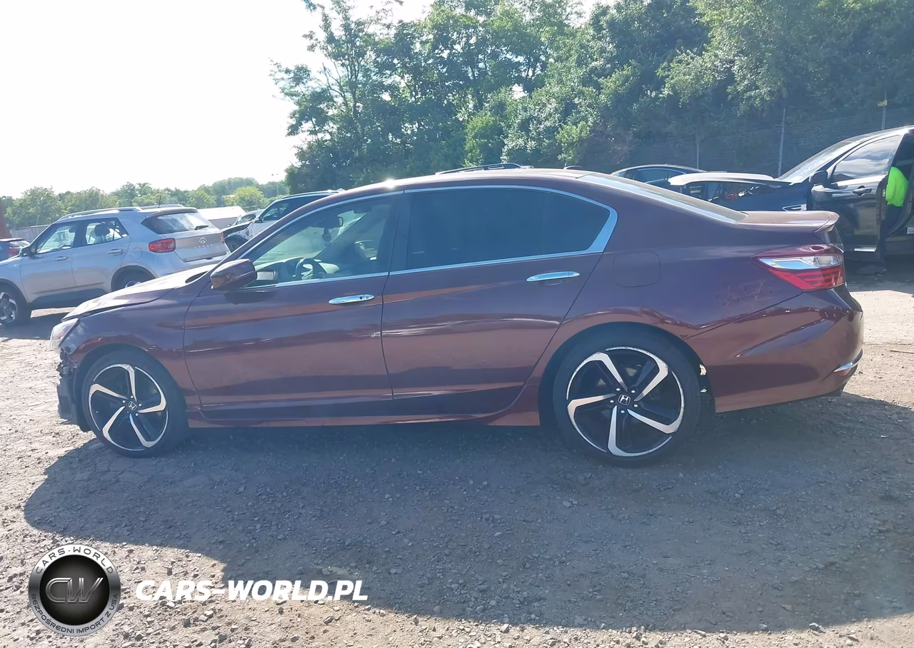 2017 Honda Accord Touring V6 VIN:1HGCR3F98HA045494 - 15