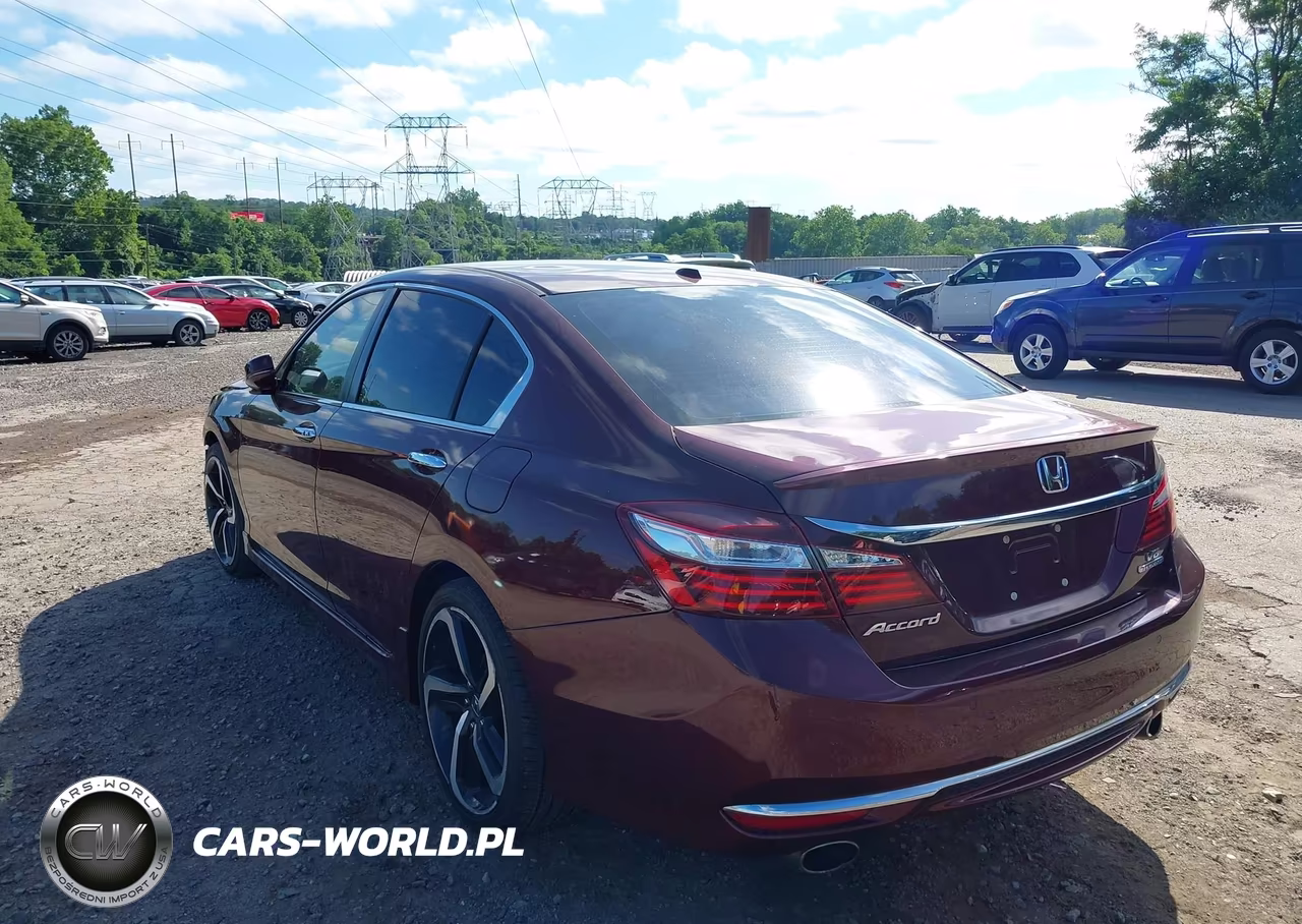2017 Honda Accord Touring V6 VIN:1HGCR3F98HA045494 - 3