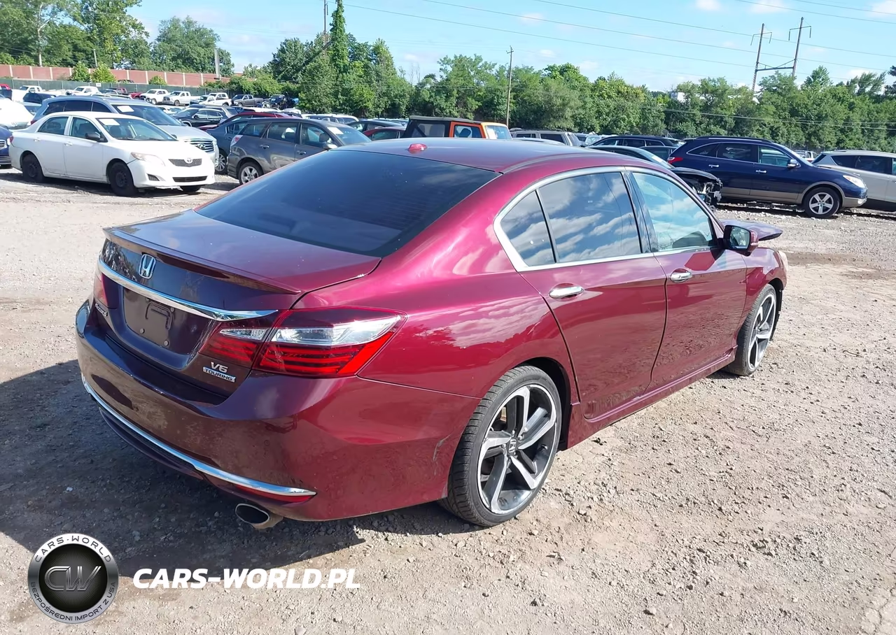 2017 Honda Accord Touring V6 VIN:1HGCR3F98HA045494 - 4