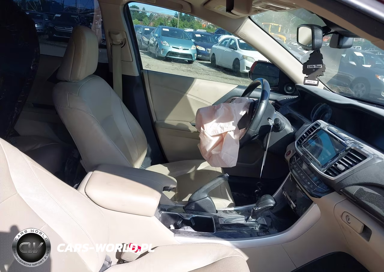 2017 Honda Accord Touring V6 VIN:1HGCR3F98HA045494 - 5