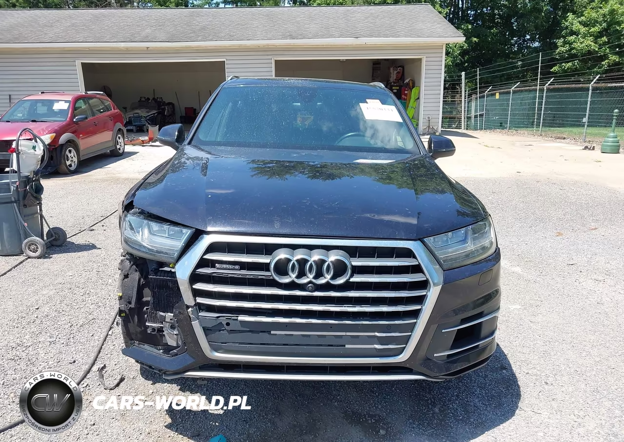 2017 Audi Q7 3.0T Premium VIN:WA1LAAF7XHD013695 - 13