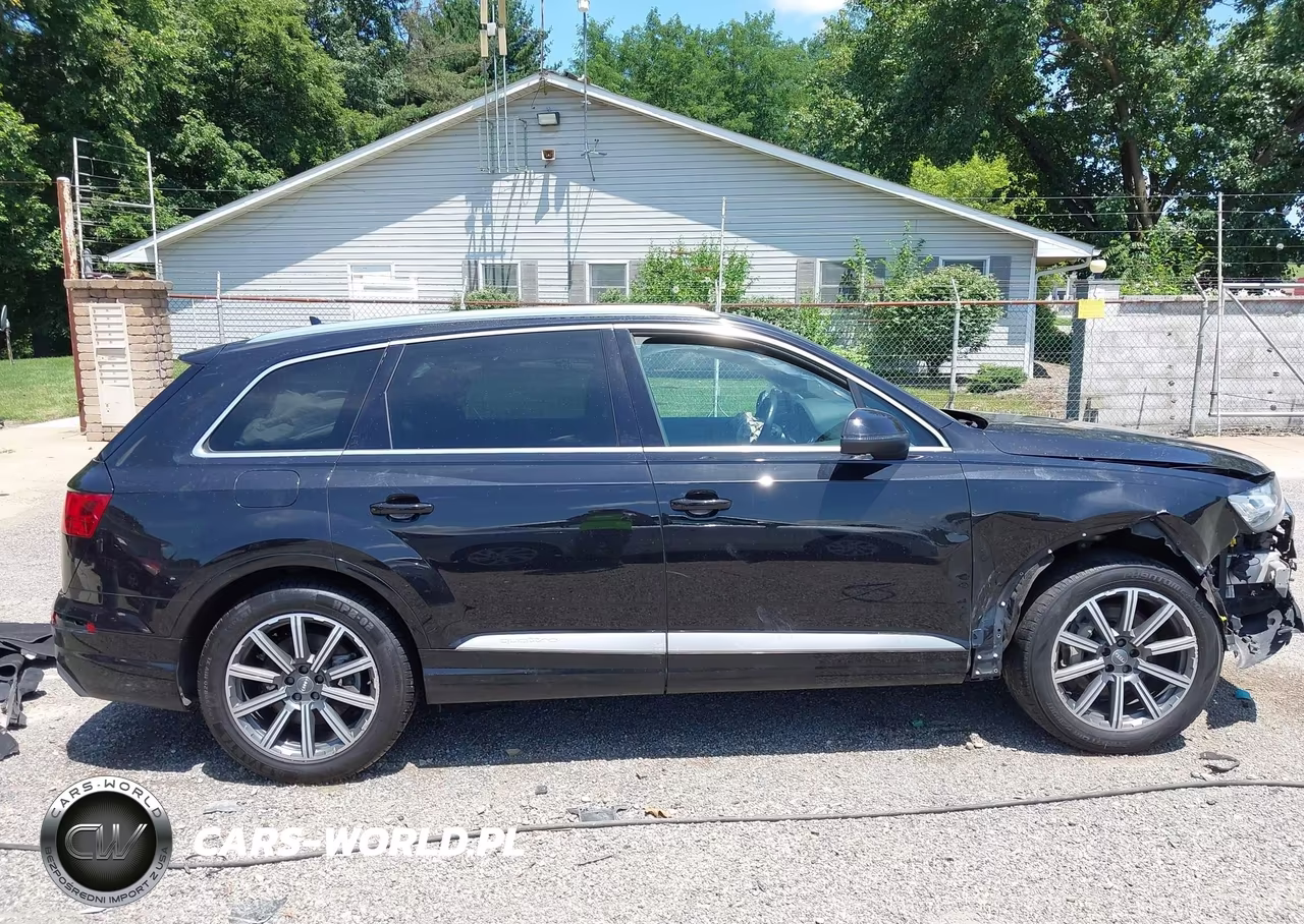 2017 Audi Q7 3.0T Premium VIN:WA1LAAF7XHD013695 - 14