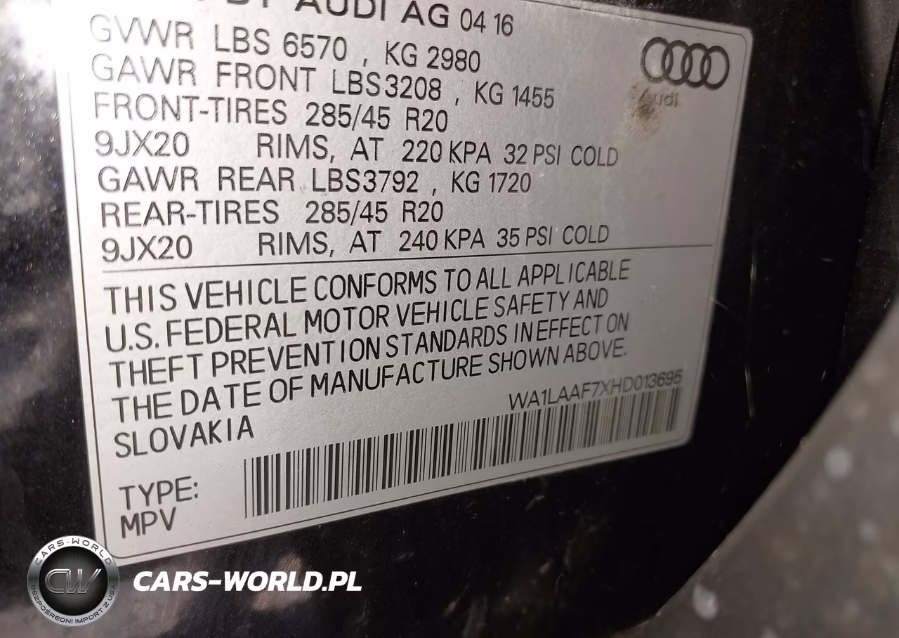 2017 Audi Q7 3.0T Premium VIN:WA1LAAF7XHD013695 - 9