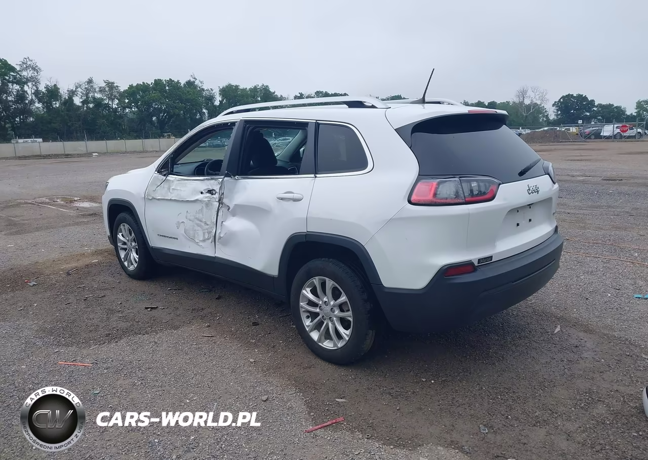 2019 Jeep Cherokee Latitude Fwd VIN:1C4PJLCB0KD444226 - 3