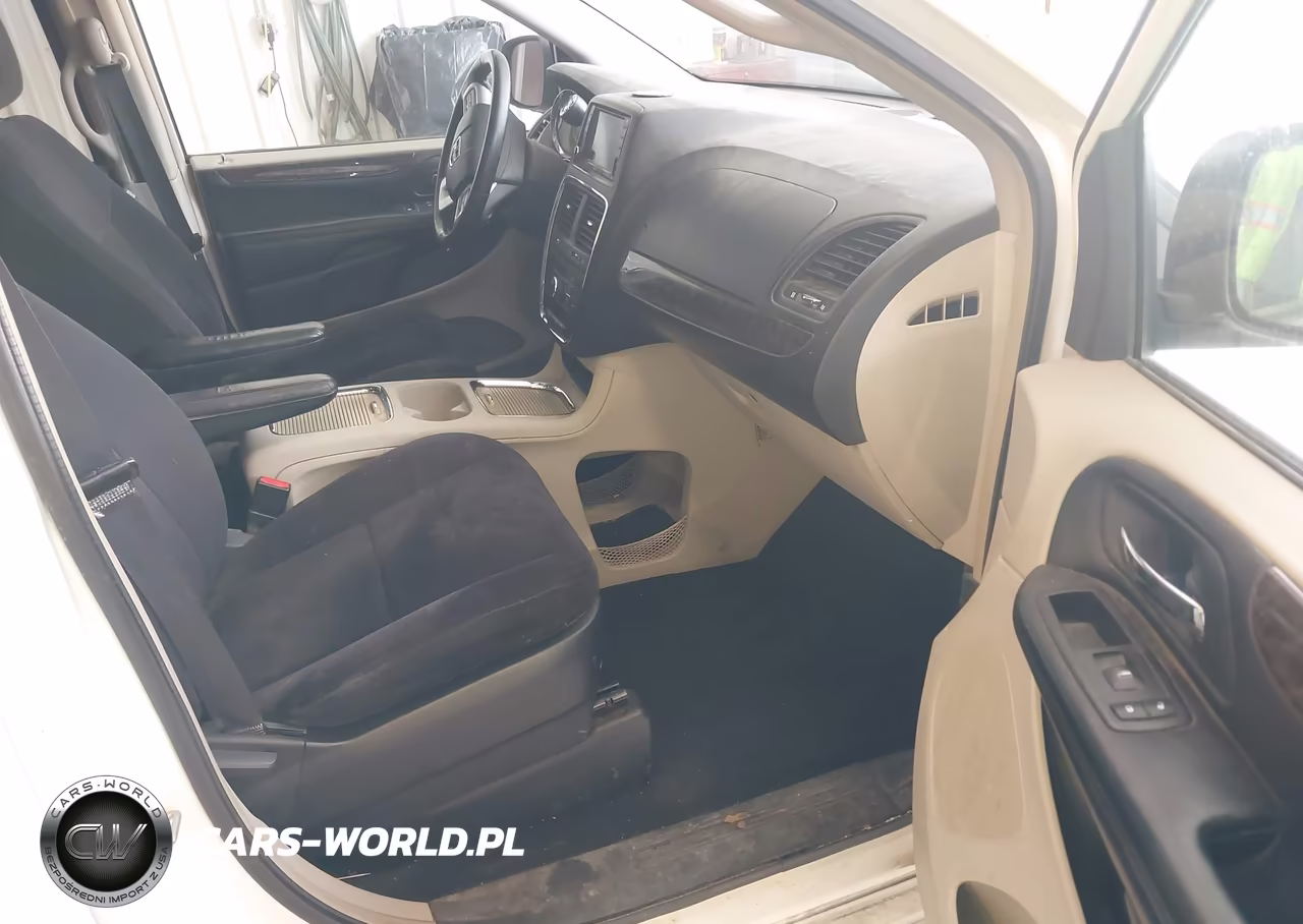 2011 Dodge Grand Caravan Crew VIN:2D4RN5DG7BR678768 - 5