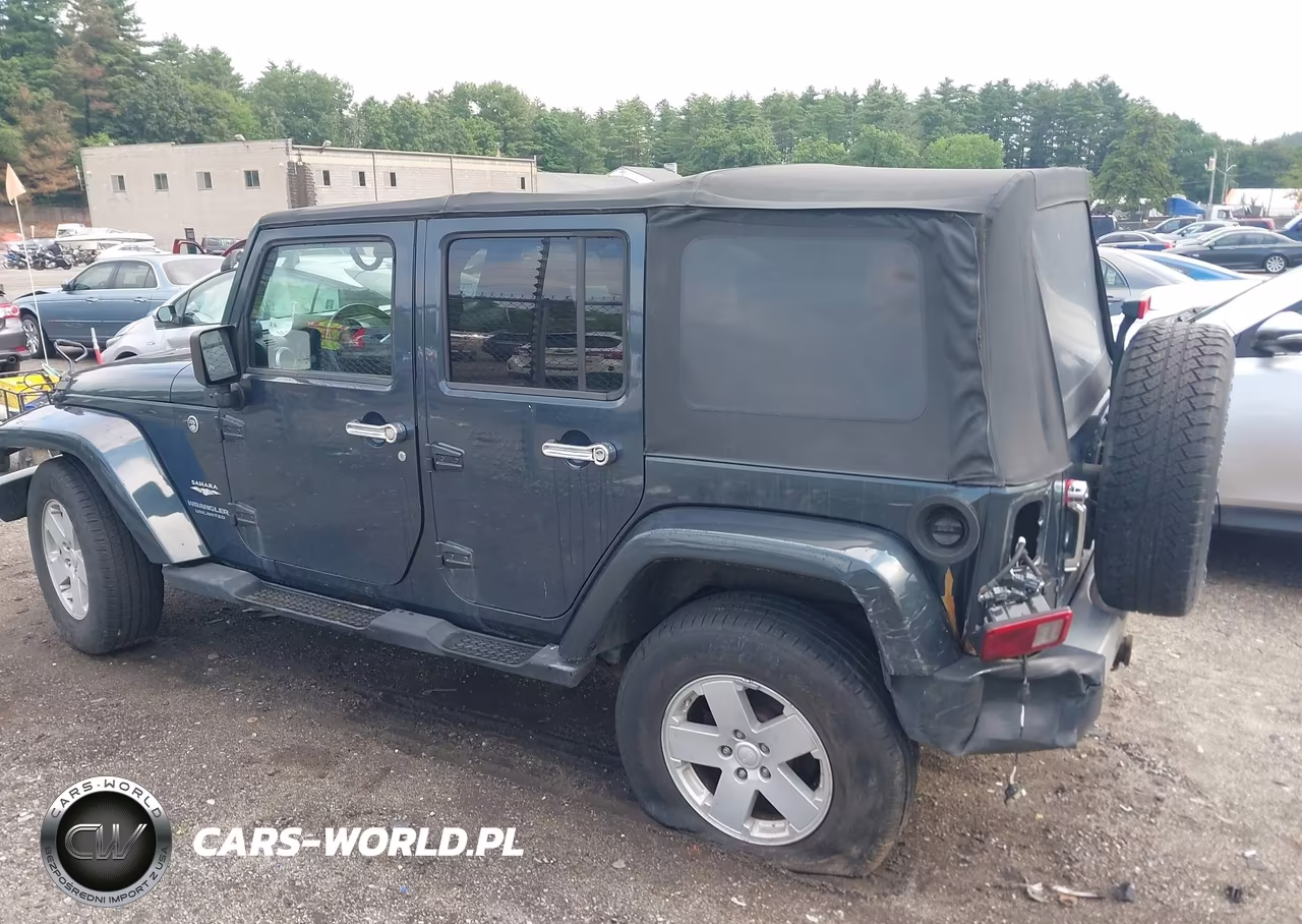 2008 Jeep Wrangler Unlimited Sahara VIN:1J8GA59168L544929 - 14