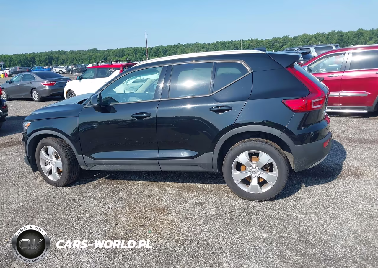 2021 Volvo Xc40 T5 Momentum VIN:YV4162UK9M2429722 - 14