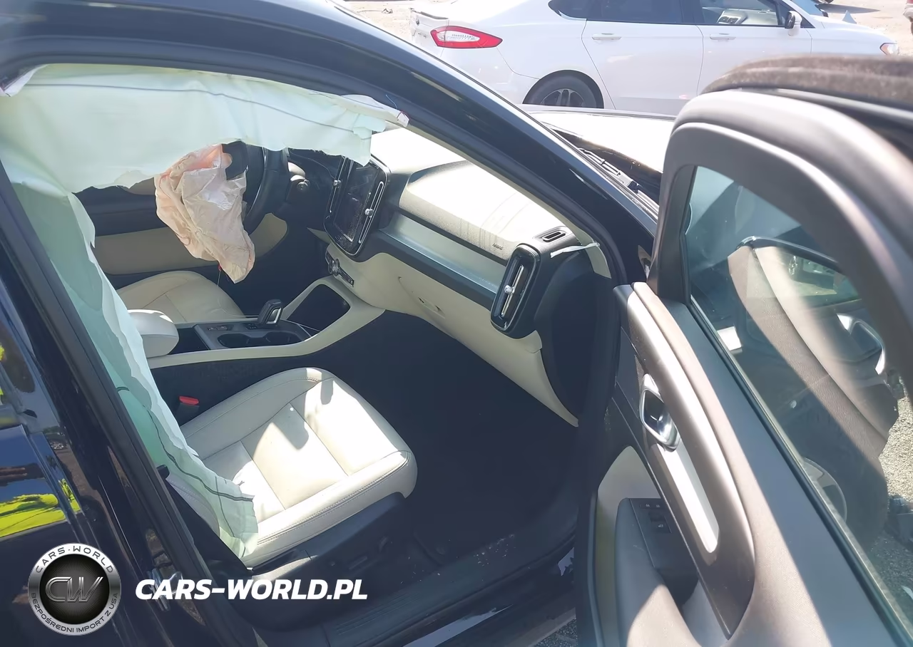 2021 Volvo Xc40 T5 Momentum VIN:YV4162UK9M2429722 - 5