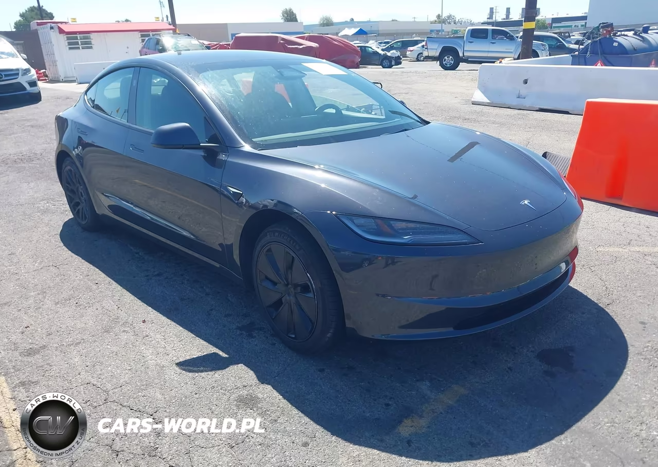 2025 Tesla Model 3 Long Range Rear-Wheel Drive-Standard Rear-Wheel Drive – zdjęcie 1 z 16