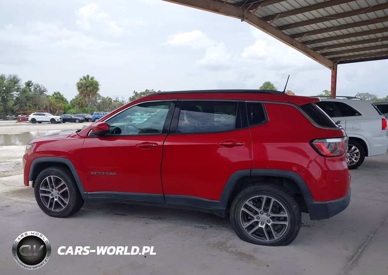 2018 Jeep Compass Sun And Wheel Fwd VIN:3C4NJCBB4JT468451 - 14